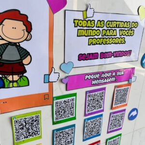PAINEL QR CODE DE ACOLHIDA AOS PROFESSORES